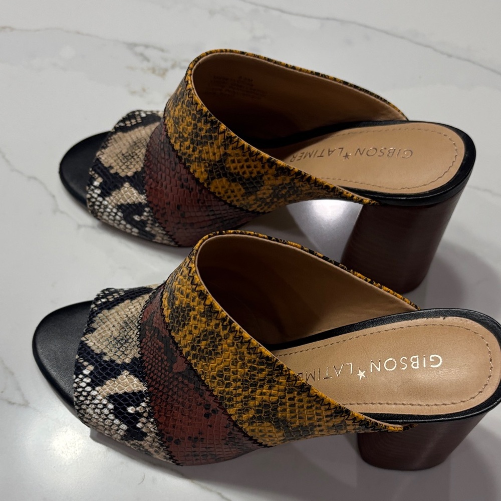 Gibson Latimer Women's Yellow and Brown Snake Print Mules - Picture 8 of 14